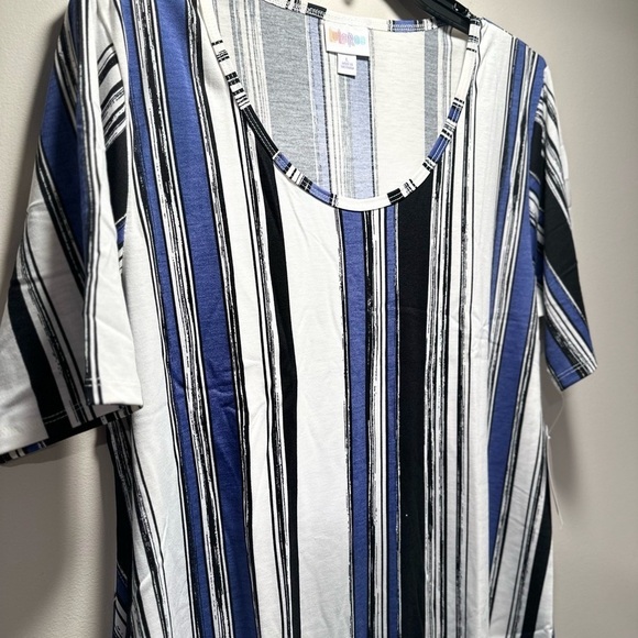 LulaRoe Perfect Tee Swing Top Tunic Half Sleeve Loose Fit Stretchy Soft Large - Picture 3 of 17